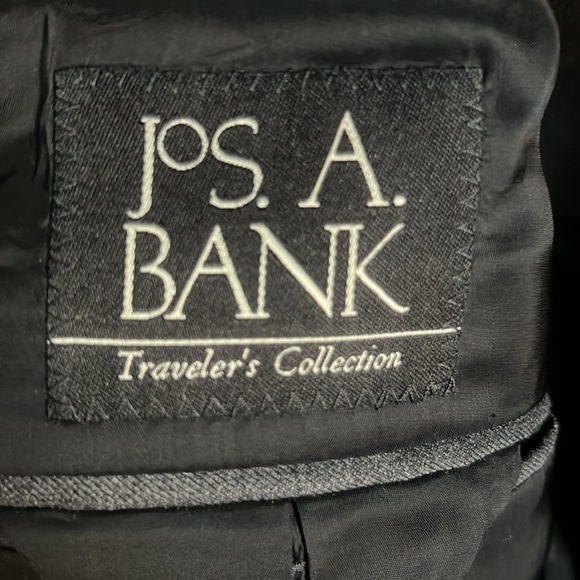 Jos A Banks wool traveler blazer gray plaid. Size 52R - Picture 3 of 3